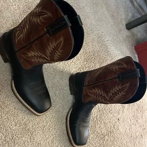 Men’s Ariat boots